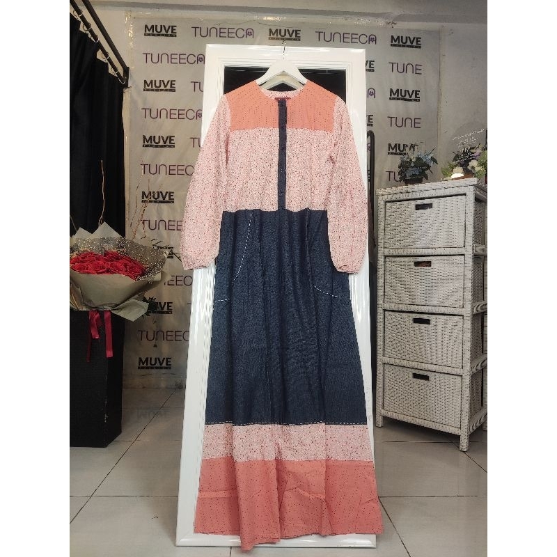 [Muve BoutiQue] Gamis Dennis Premium Motif Bunga Peach