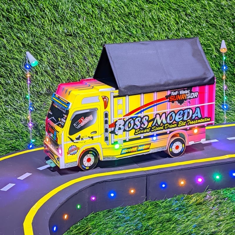 MAINAN MINIATUR TRUK OLENG VARIASI LAMPU BONUS TERPAL MOBIL OLENG DENGAN TRUK OLENG MODEL WAHYU ABAD