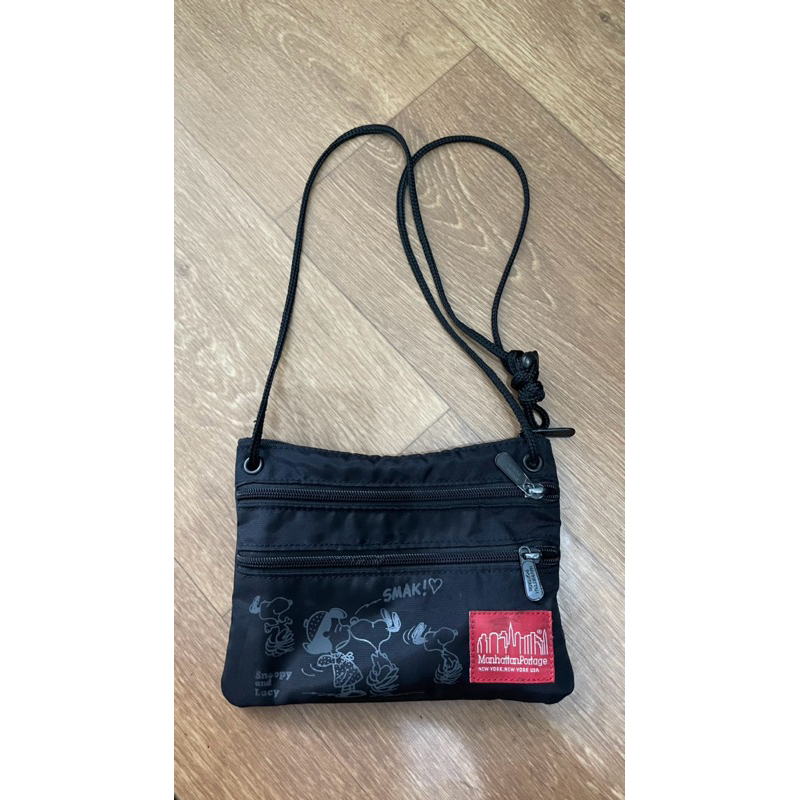 manhattan portage x snoopy