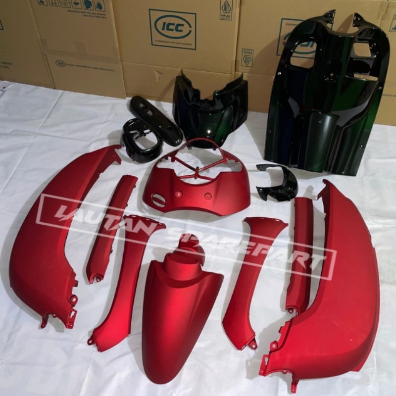 FULL BODY HALUS SCOOPY FI TAHUN 2013 - 2016 WARNA MERAH DOFF