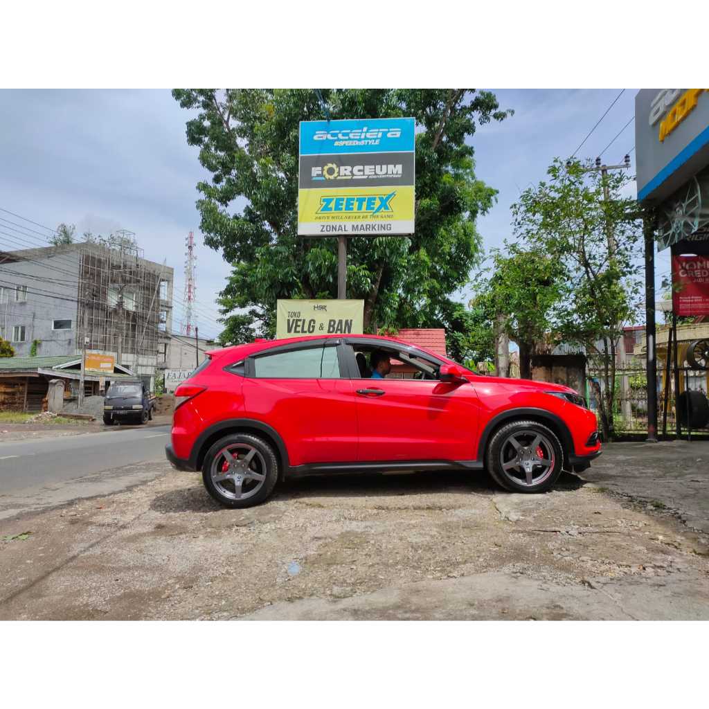 PAKET VELG RACING HSR RING 18 UNTUK HR-V CR-V INNOVA RUSH TERIOS CAMRY