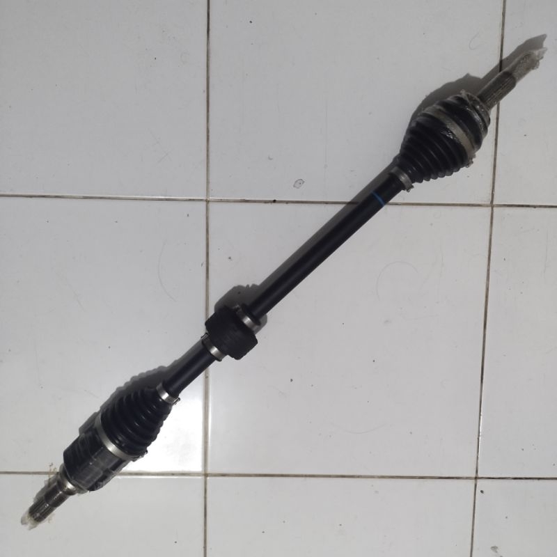 Drive Shaft As Roda Depan Kanan Sienta Manual 43410-0D490