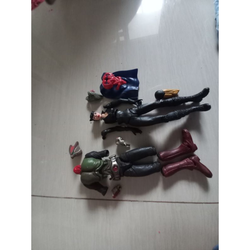 set action figure super hero cat woman second junk kamen rider satria baja hitam
