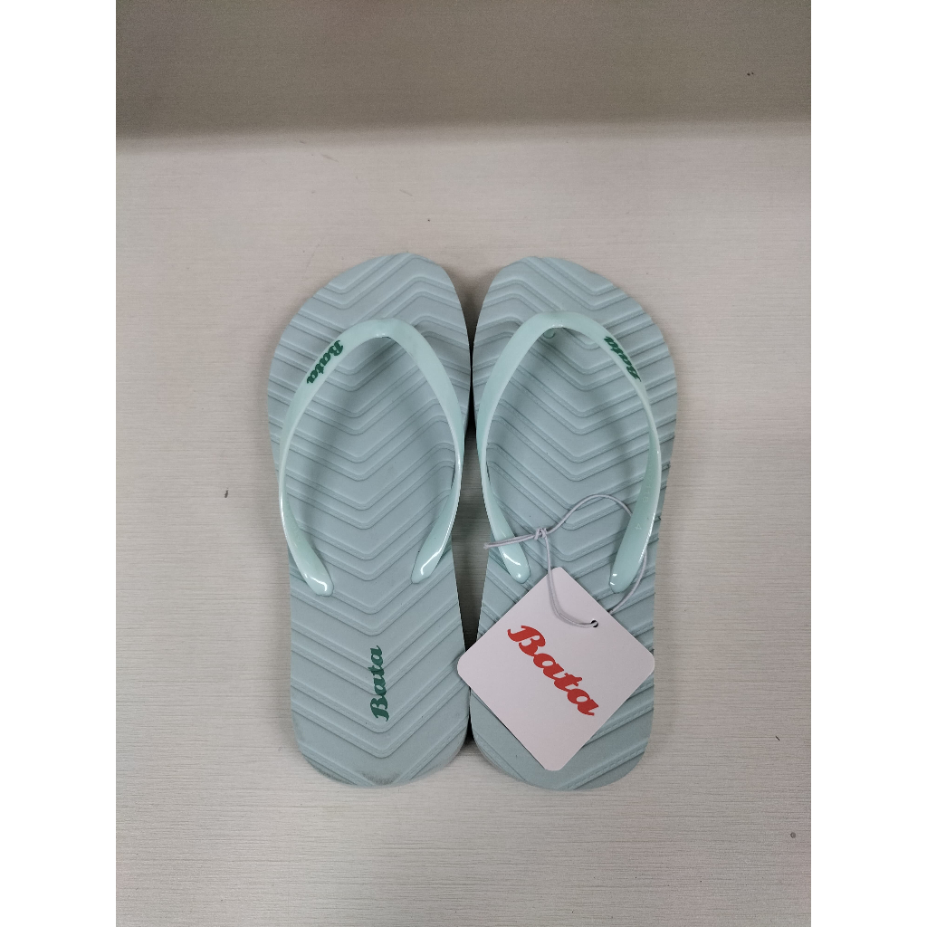 Bata sandal japit wanita pata-pata