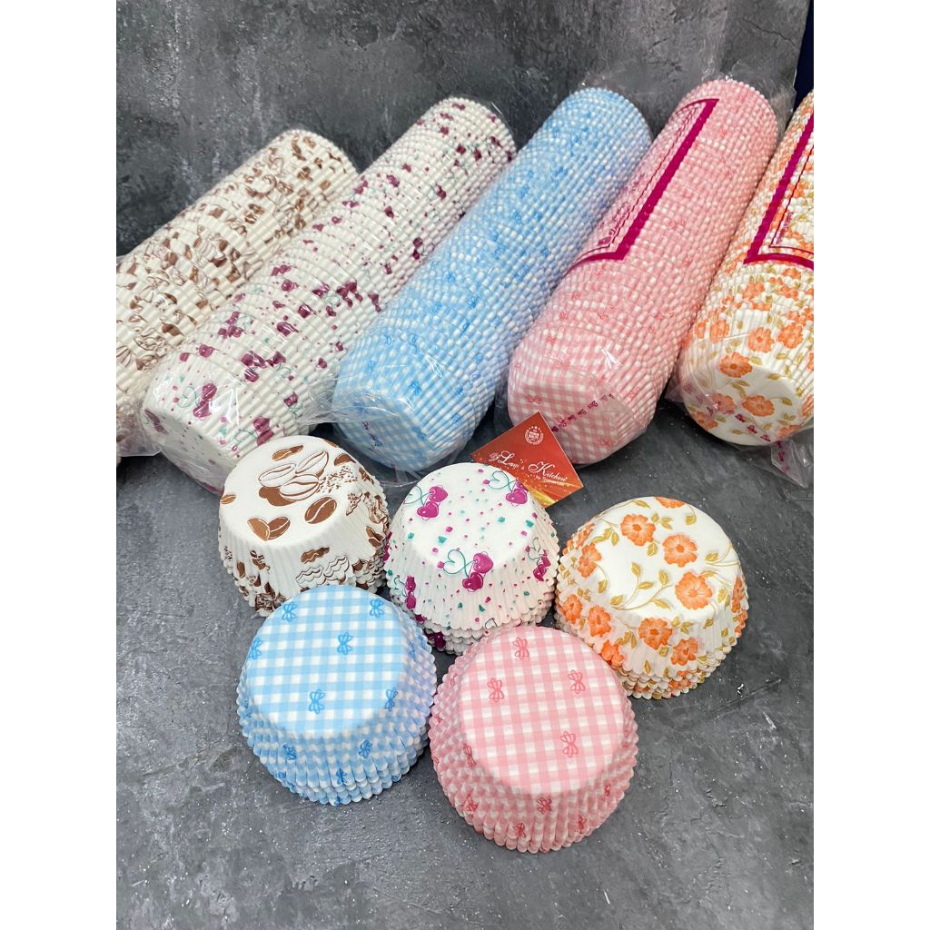 

Cup case / kertas bolu kukus Merk DIva 10,5/5,2 isi 100 lembar