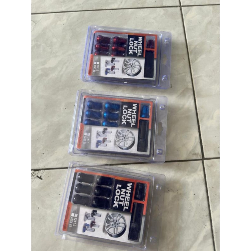 baut mur roda warna ukuran 12 x 1,5 kondisi baru