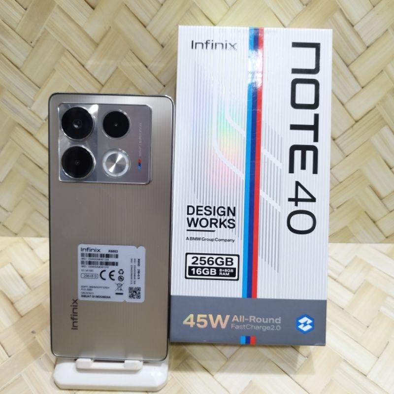 Infinix Note 40 BMW 8/256GB Handphone second fullset original bergaransi