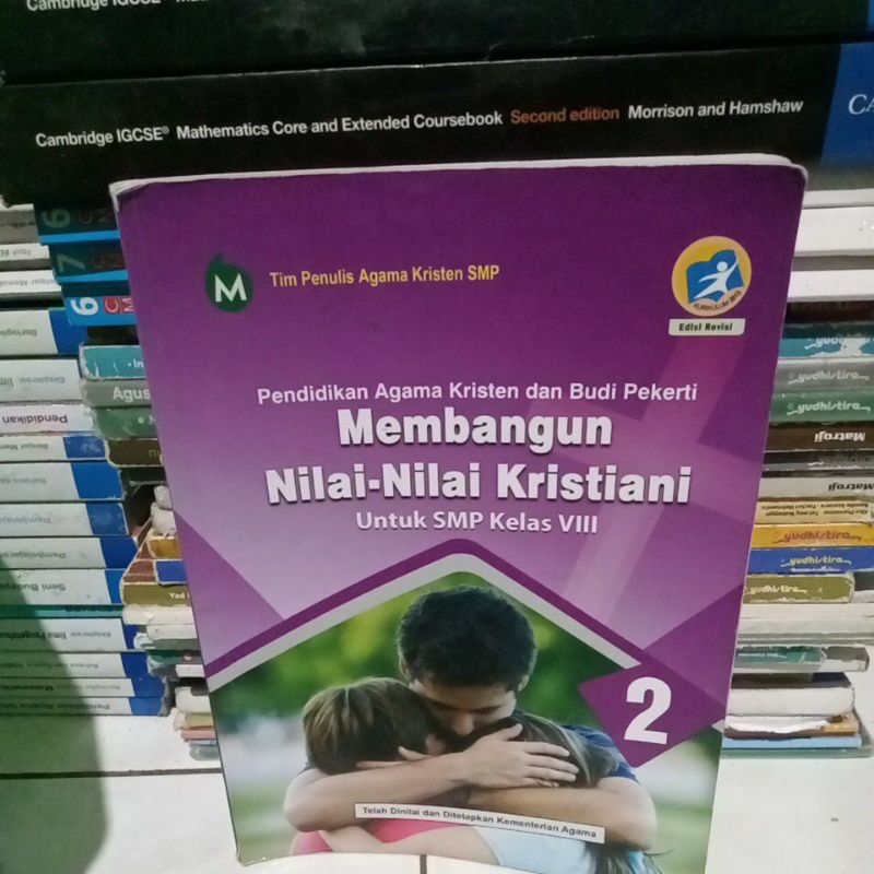 buku agama kristen dan Budi pekerti kelas 8