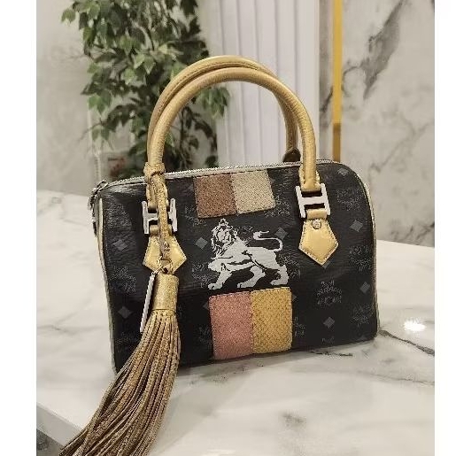 Original AUTHENTIC MCM lengkap DUSTBAG dan CARD PRELOVEd