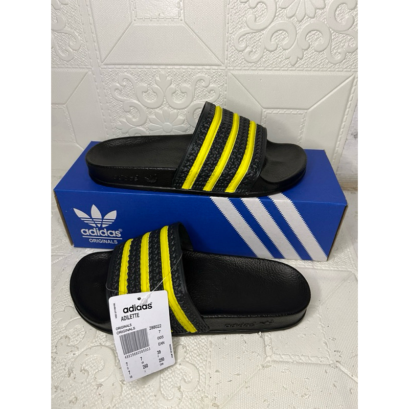 Adidas Adilette