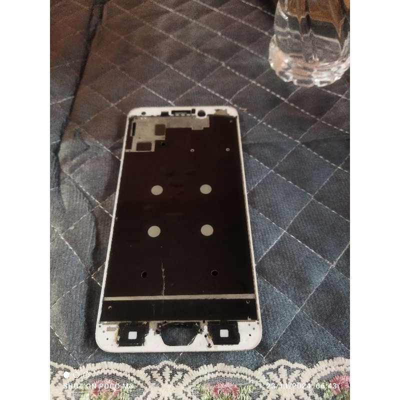 Frame LCD Oppo R9 Plus