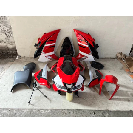 Full Fairing Yamaha New Vixion Model R15 V3 Fullbody Modifikasi New Vixion Model R15 V3