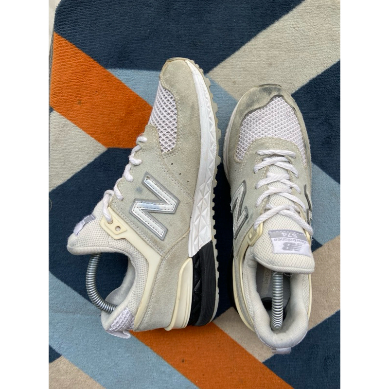 Sepatu second ( New Balance 574 Fresh Foam ) size 40 Preloved