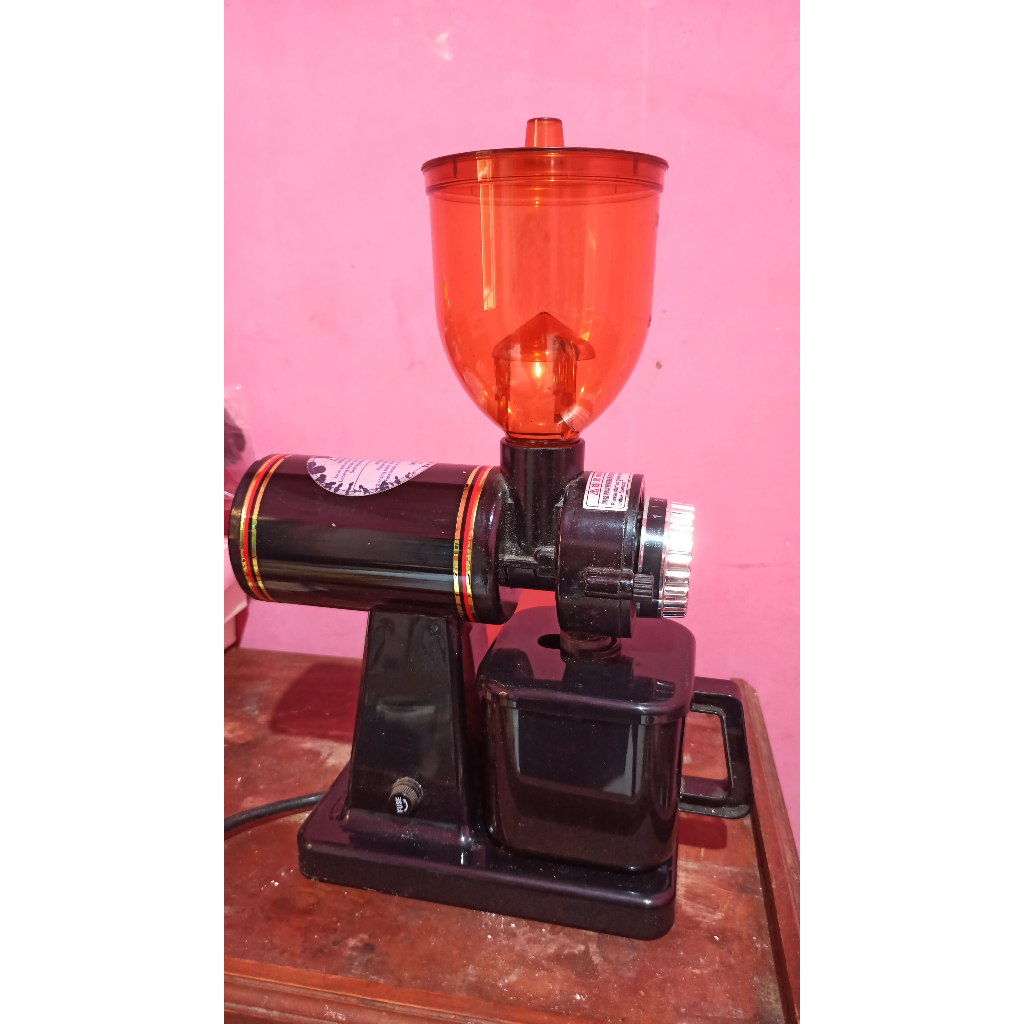 Grinder Kopi Coffee Grinder Electric Coffe Grinder Latina 600N Original Second