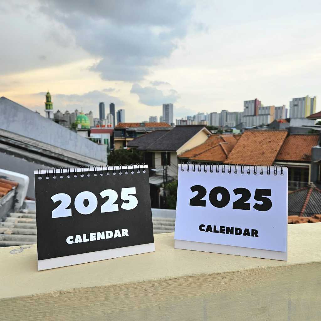 

Calendar Meja A6 2025 - Ukuran A6 - Kalender Meja Aesthetic - Spiral Kalender by. TOOKE