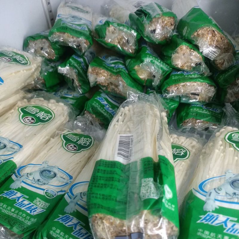 

Jamur Enoki