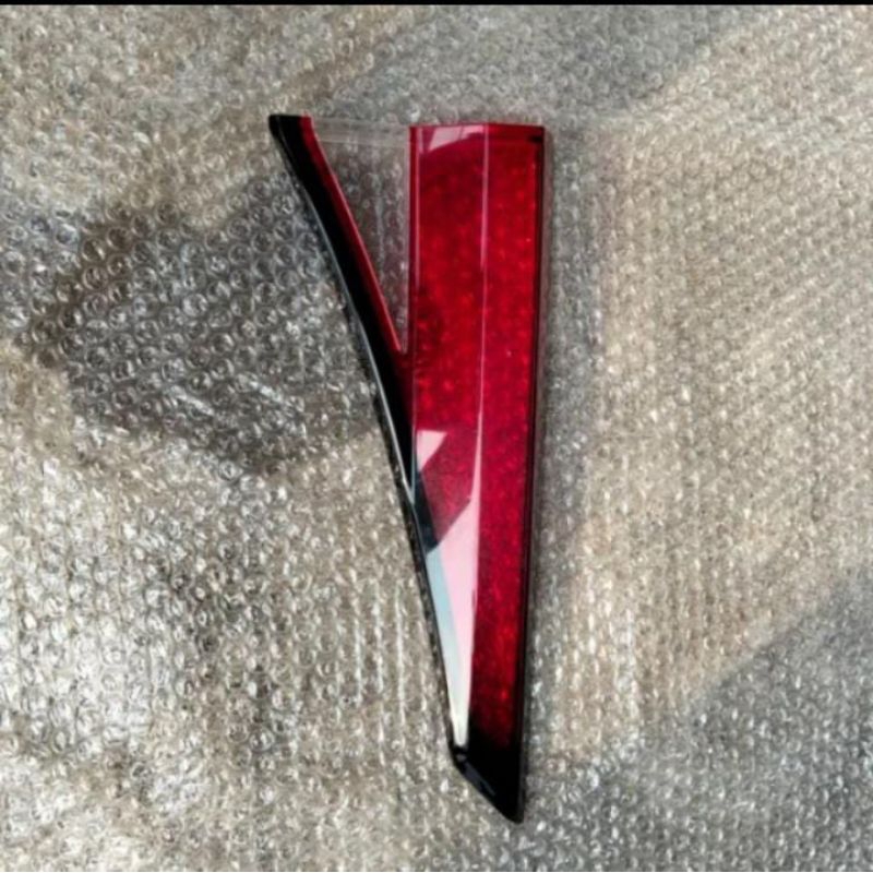 mika lampu bagasi Avanza 2021 up