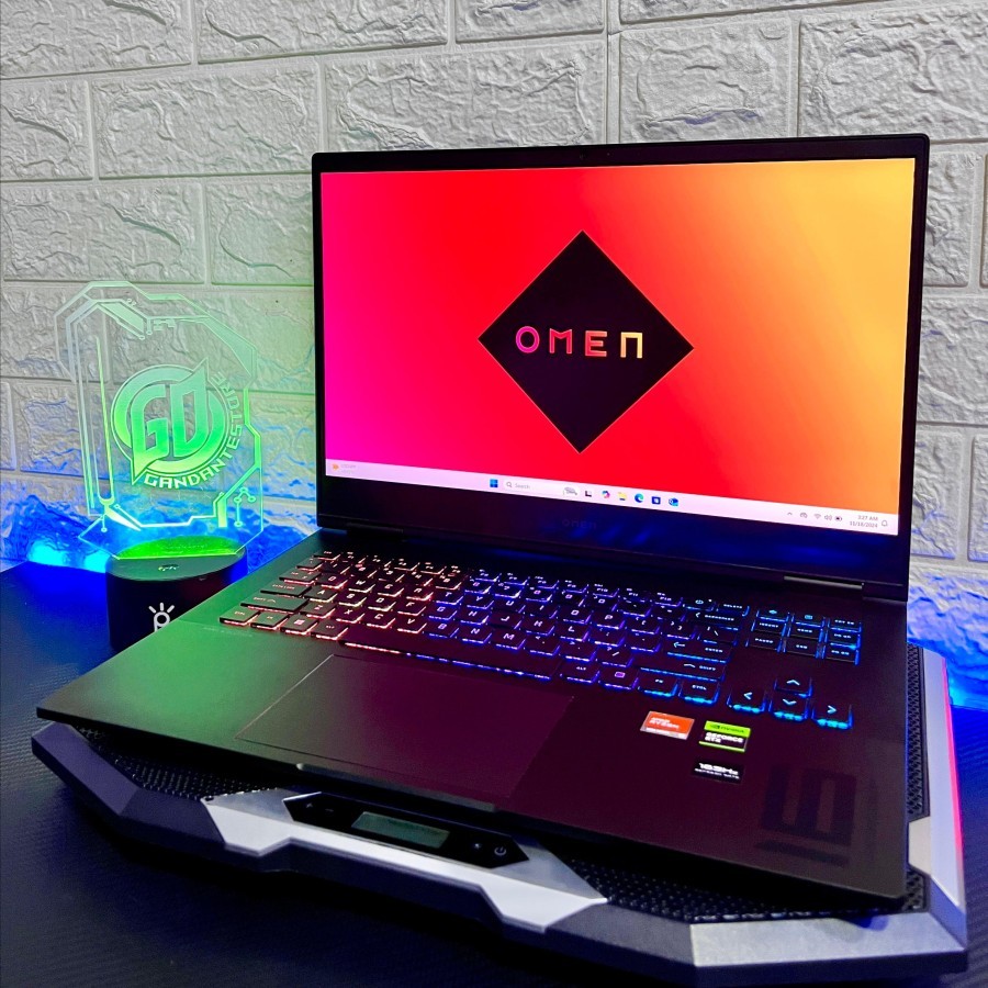 HP Omen 16 Ryzen 9 7940HS 32 GB 1 TB SSD