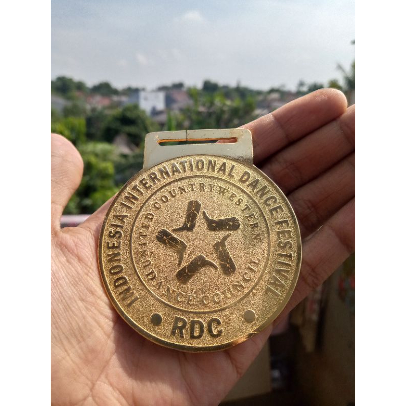 

MEDALI KEJUARAAN 2 SISI