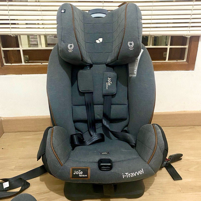 PRELOVED Carseat Joie signature i travvel like new 1x pake