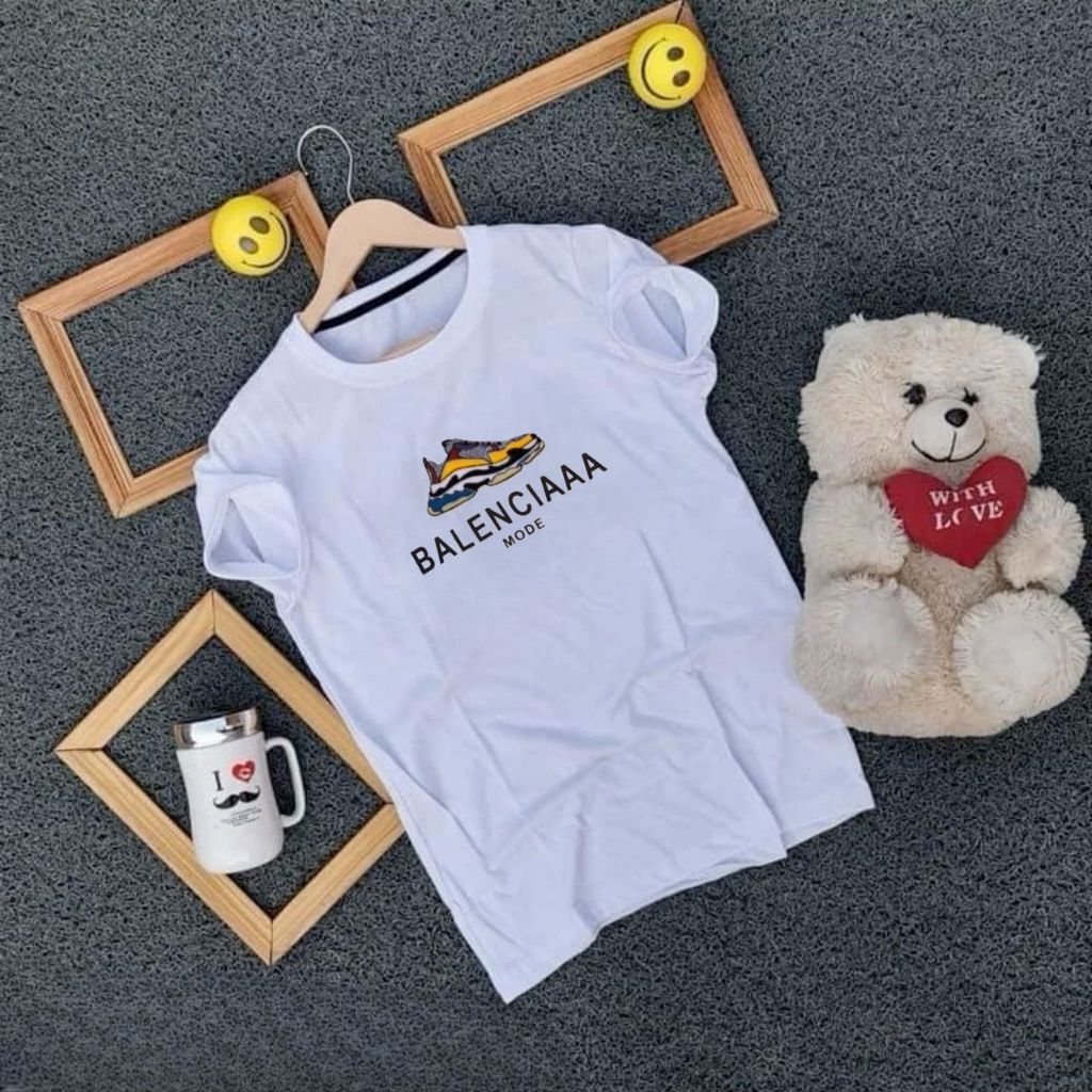 kaos BALANCIAA / kaos import /kaos pria dan wanita / kaos butik / kaos distro / kaos wanita / kaos p