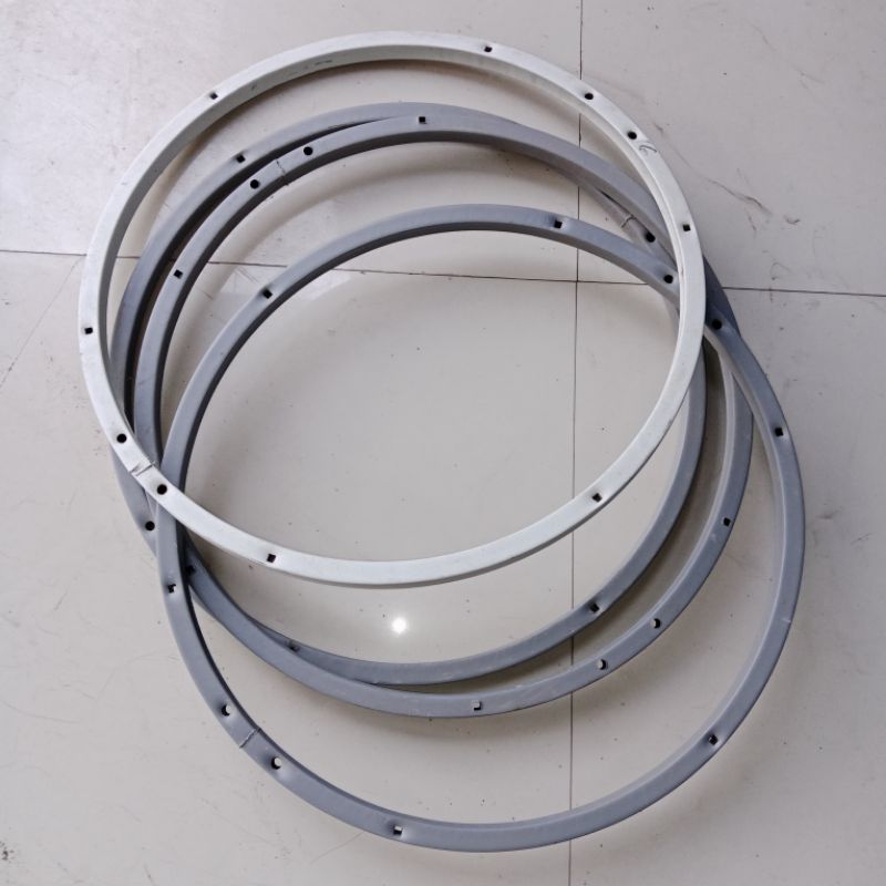 Ring mounting original gelang lingkaran dish solid parabola plat/kaleng merk Venus ukuran 6 feet ata