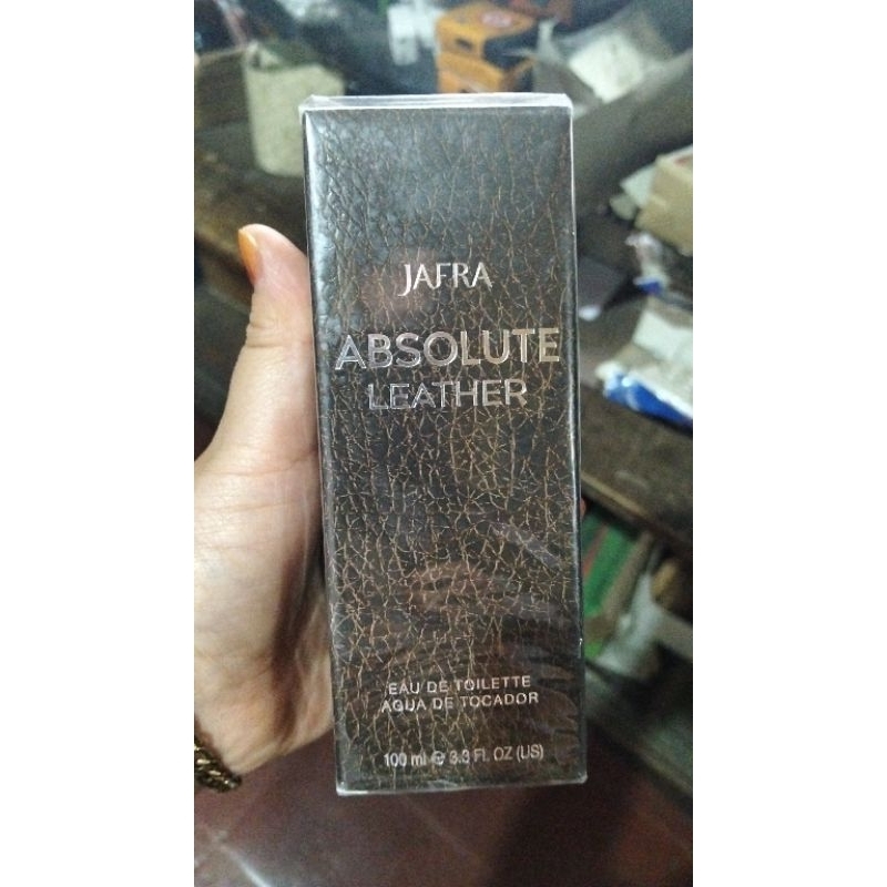 JAFRA absolute leather parfume