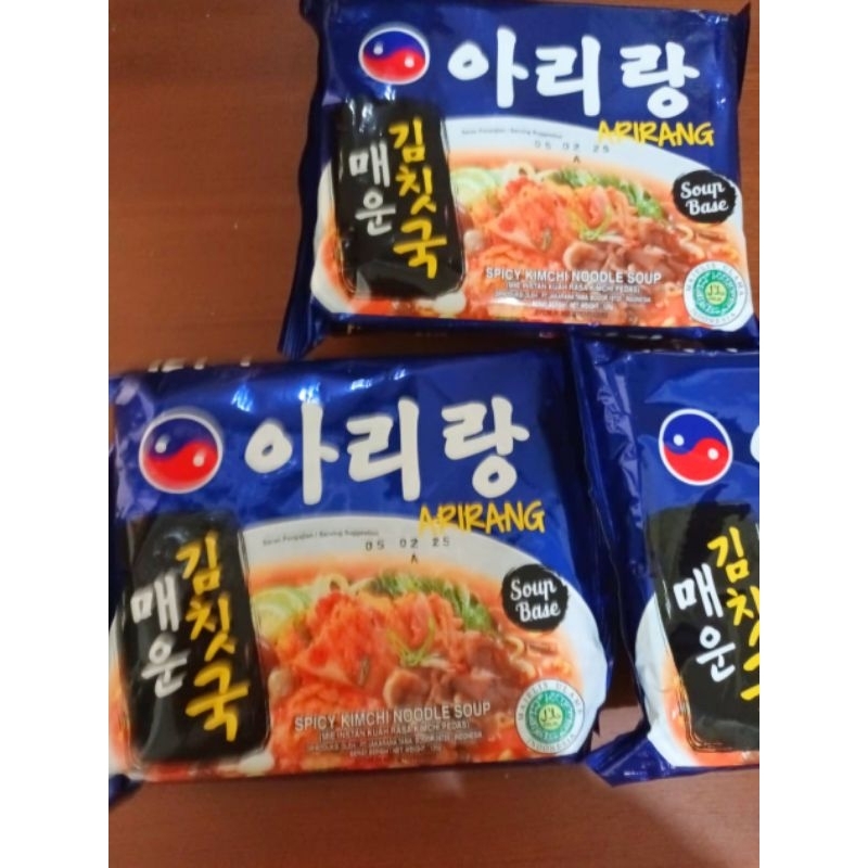 

ARIRANG SPICY KIMCHI NOODLE SOUP RAMEN ARIRANG KIMCHI MIE INSTAN KOREA ARIRANG SPICY KIMCHI SOUP NOODLE KOREAN