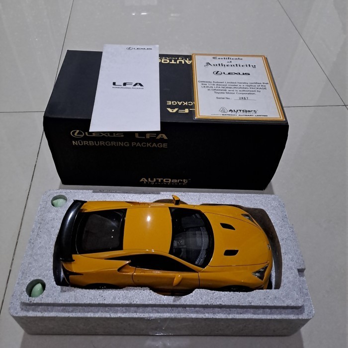 Autoart Signature Lexus LFA Nurburgring Orange skala 18 diecast m Best