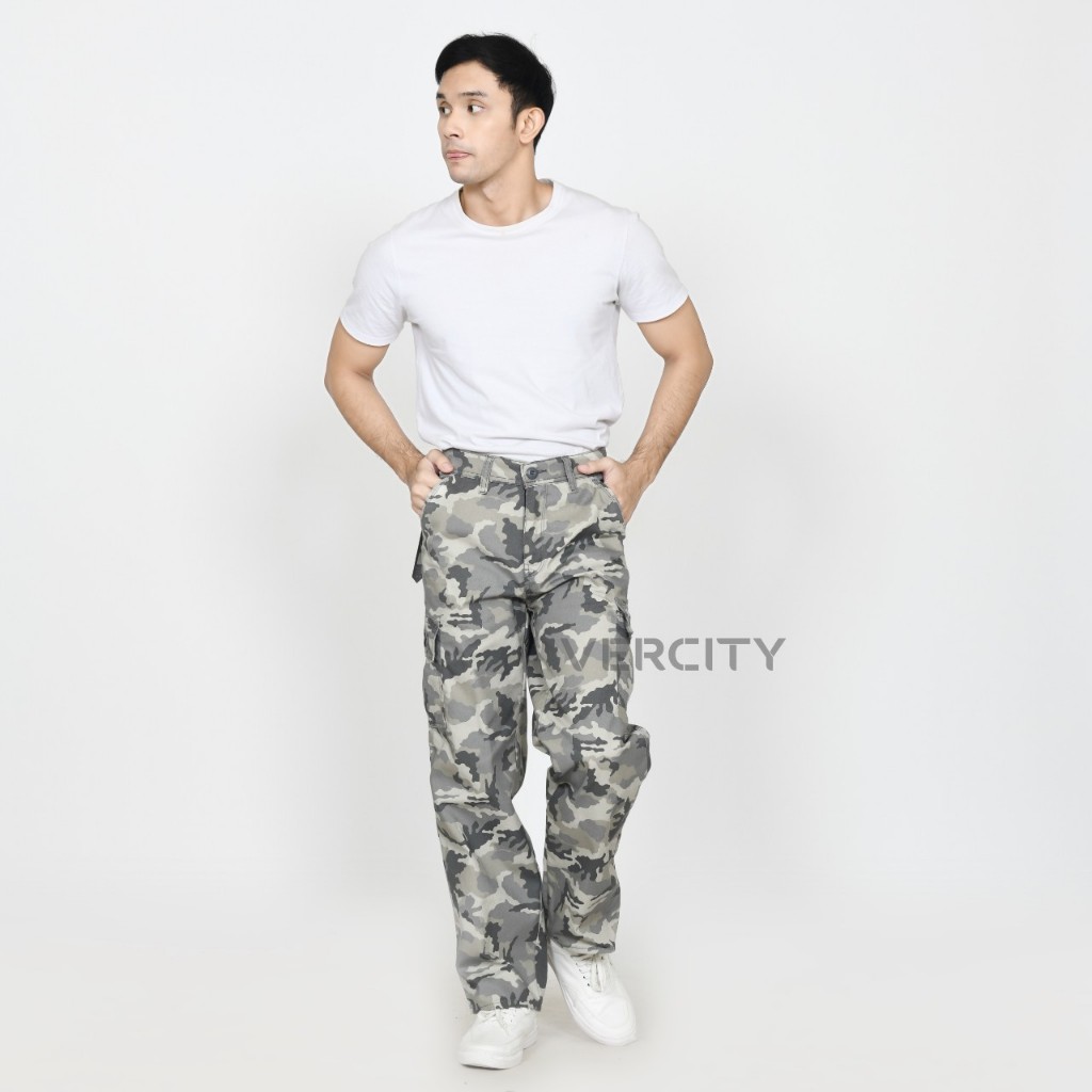 CELANA PANJANG CARGO GOMBRANG LORENG PUTIH PRIA SIMPEL REGULER STANDAR SKENA