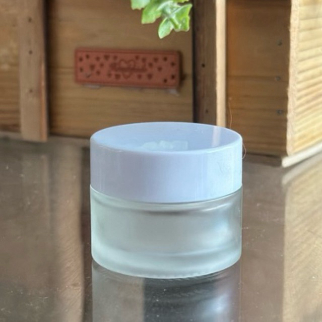 pot cream pot kaca 15 gr frosted tutup putih