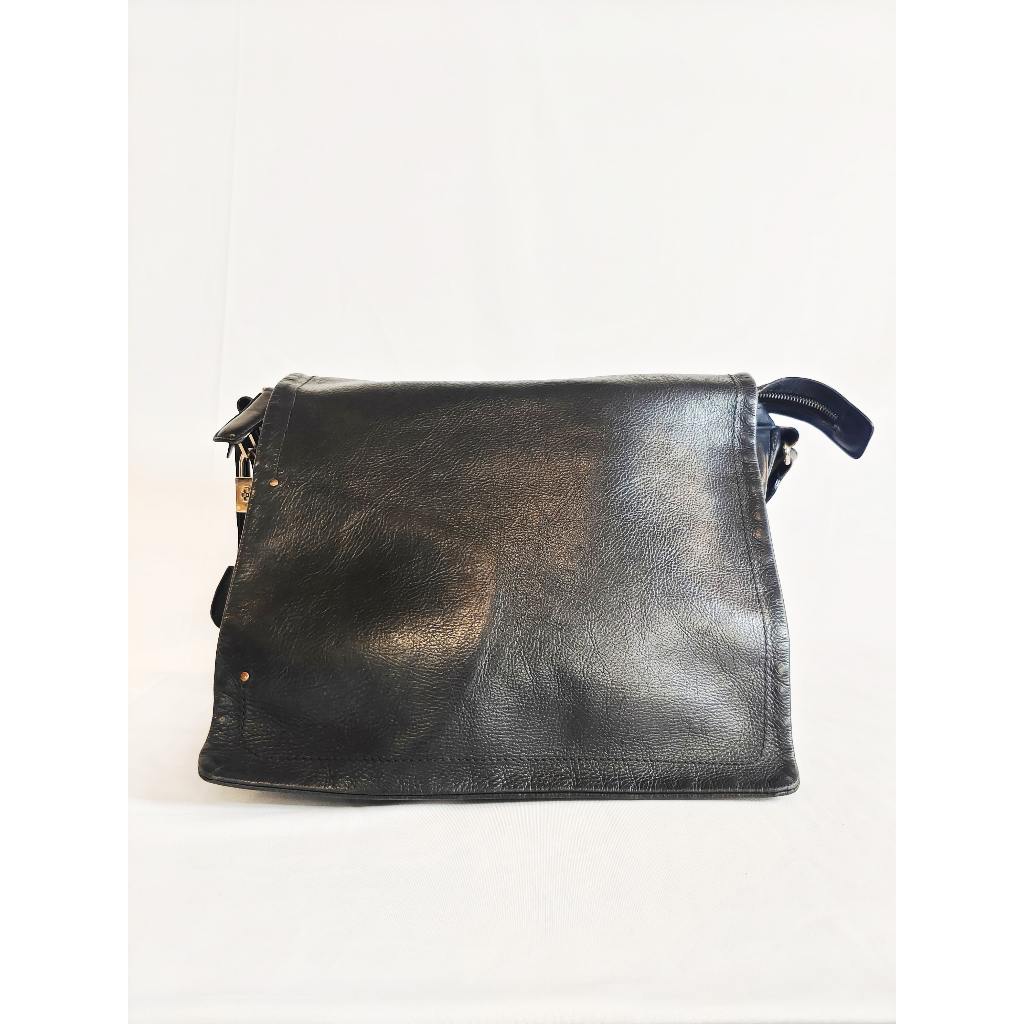 Bally Black Leather Messenger Bag Preloved Tas Selempang