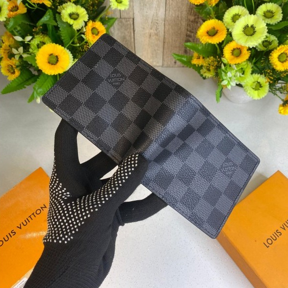 Dompet Cowok Branded Hitam