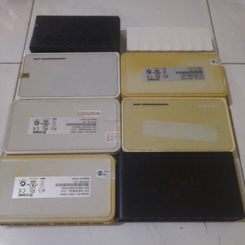 Switch Hub 8 port TP-LINK D-LINK Bekas Normal