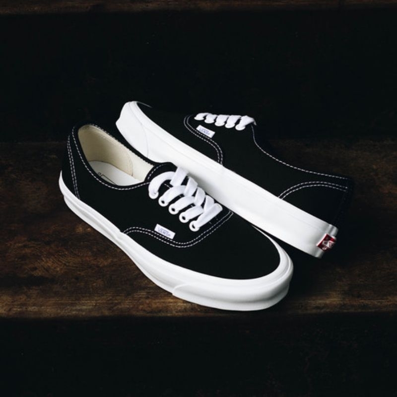 Vans Authentic OG Black White