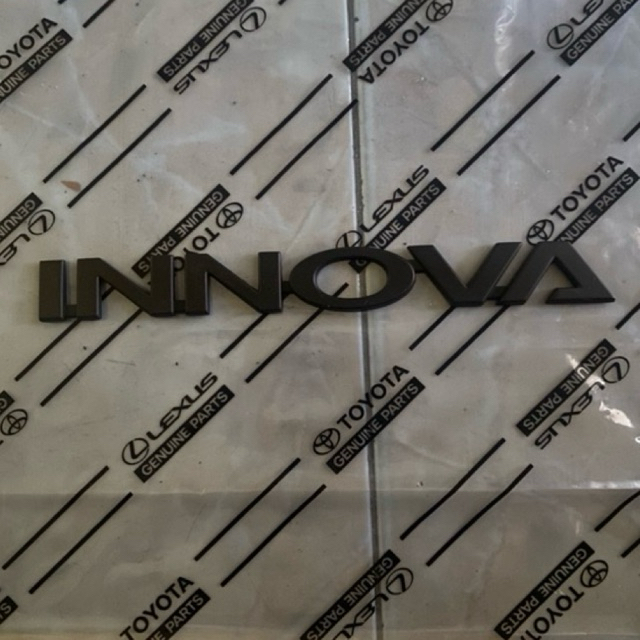 emblem tulisan Inova bagasi belakang 2004-2015 Original