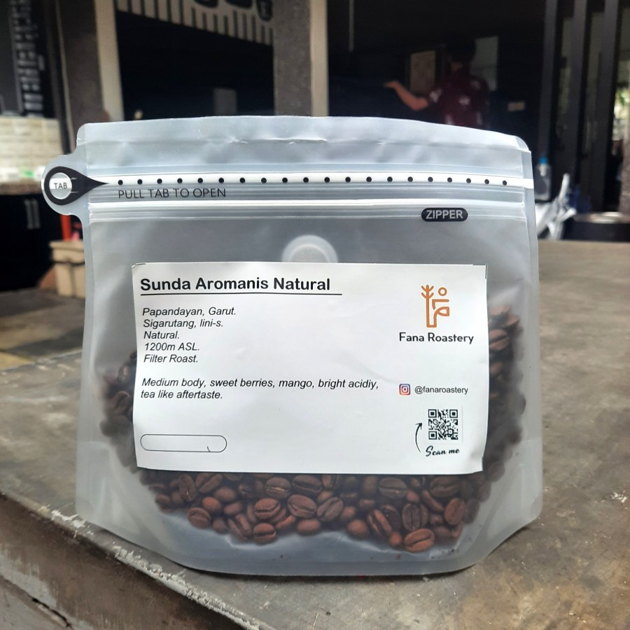 

Bubuk Kopi Fresh Roast Sunda Aromanis Berat 1kg