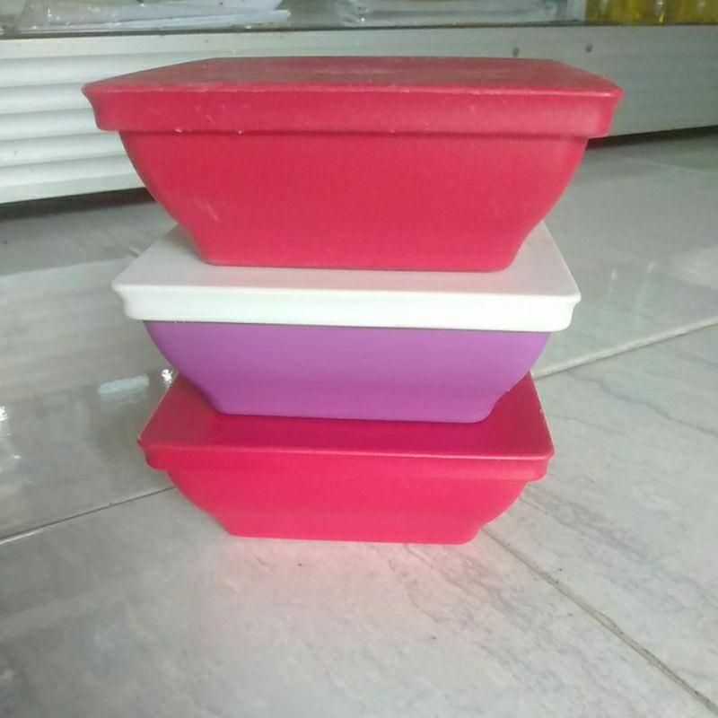 Paket Ichigo (3 pcs) Tupperware Second.