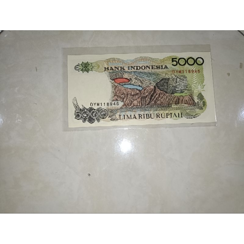 uang 5000 / lima ribu rupiah sasando tahun 1992 asli unc