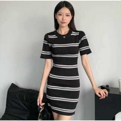 AILLIA Dress Rajut Lisa Kerah Bulat Dress Salur  Wanita Terbaru