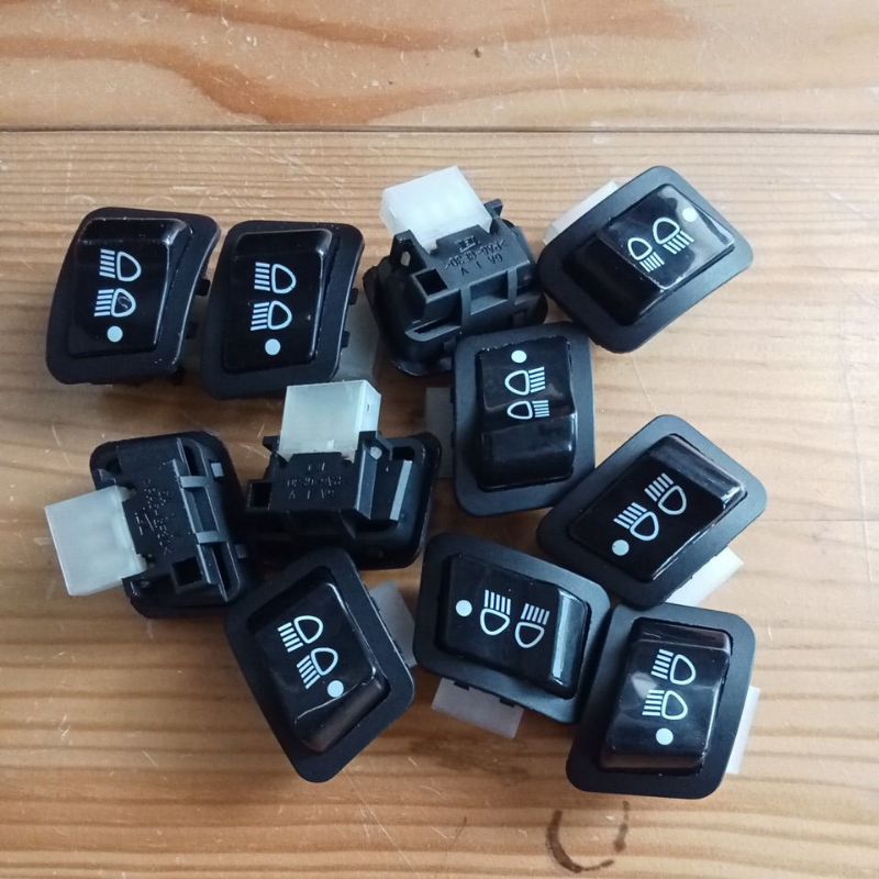 SAKLAR LAMPU 3 TITIK VARIO LED,BOHLAM,REVO ABSOLUTE