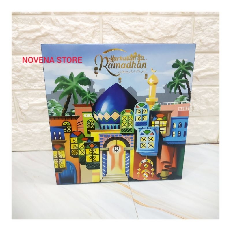 

BOX LEBARAN 25x25x13cm-DUS KUE IDUL FITRI 25x25x18cm-KOTAK SEMBAKO GOODIE BAG LEBARAN