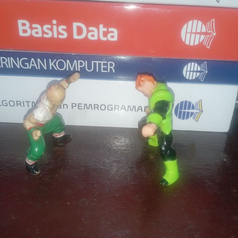 mini figure dragon ball karet jadul berwarna duo