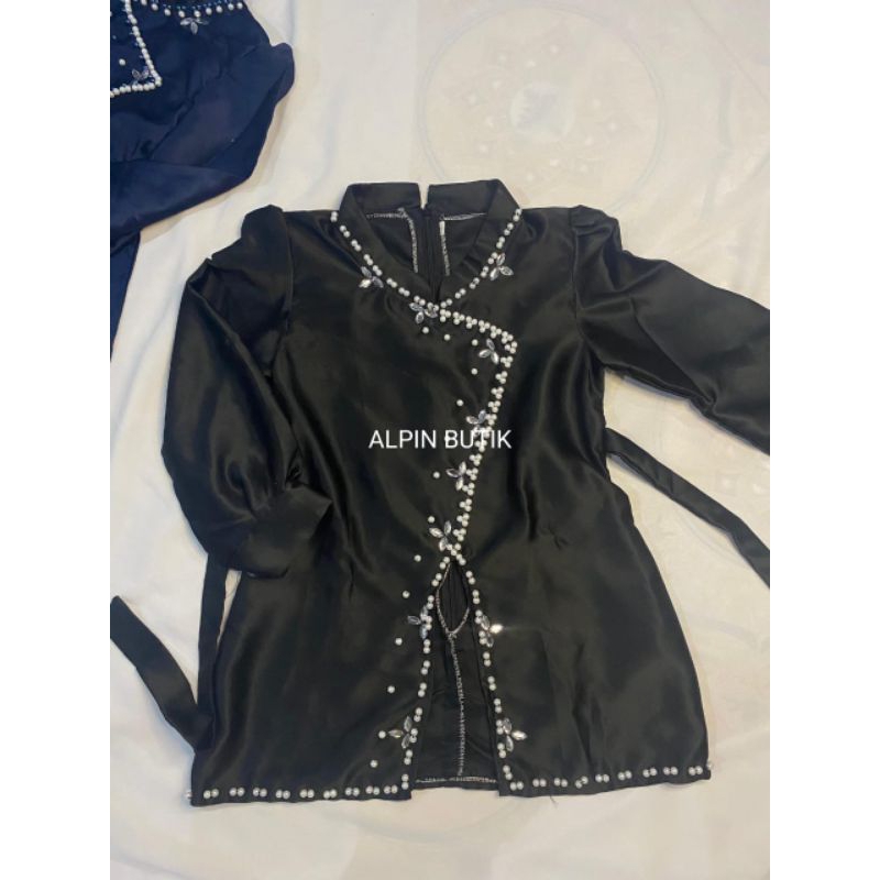 Kurung Melayu anak /kurung Melayu viral