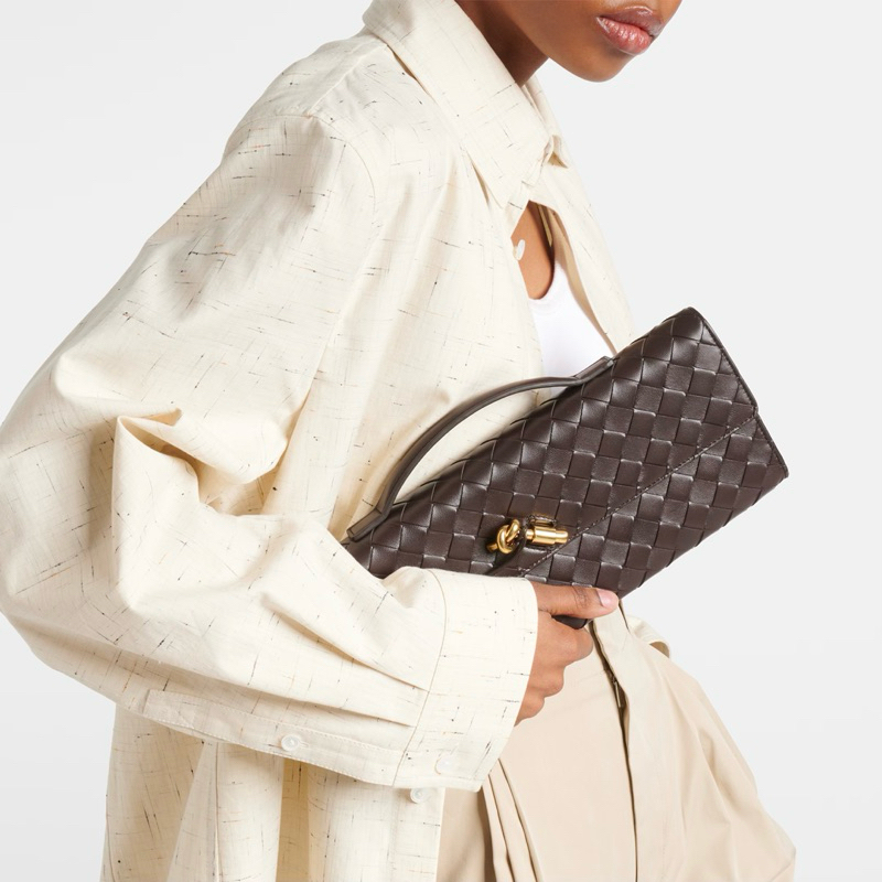 Original Bottega Veneta BV Andiamo Intrecciato Long Clutch with Handle in Lambskin Leather