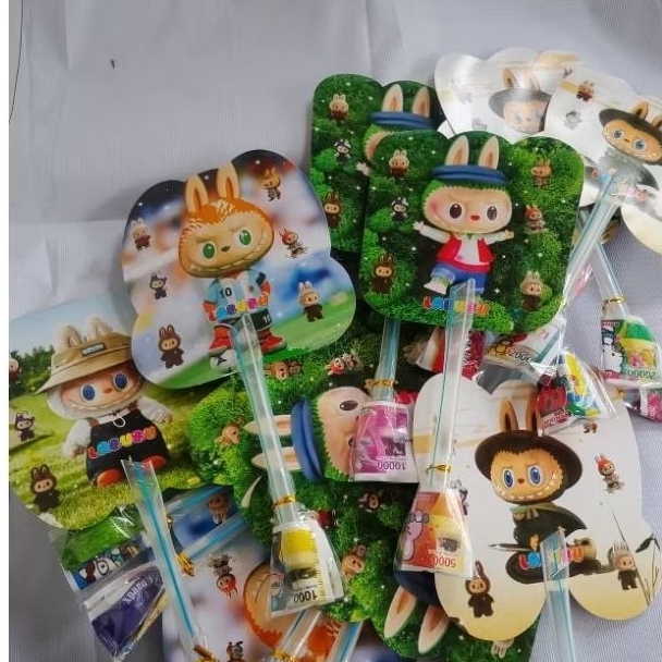 1 PCS KIPAS LABUBU BERHADIAH PERMEN DAN UANG MAINAN