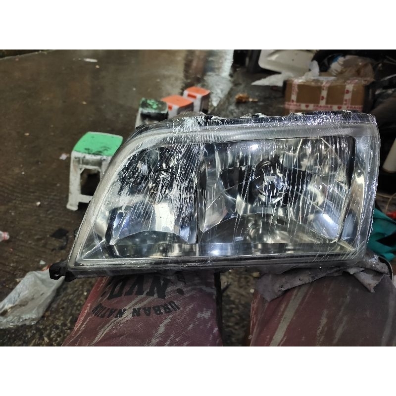 headlamp mercy C200 w202 cristal original