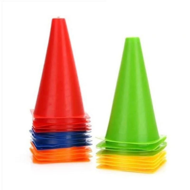 Cone kerucut alat latihan sepak bola