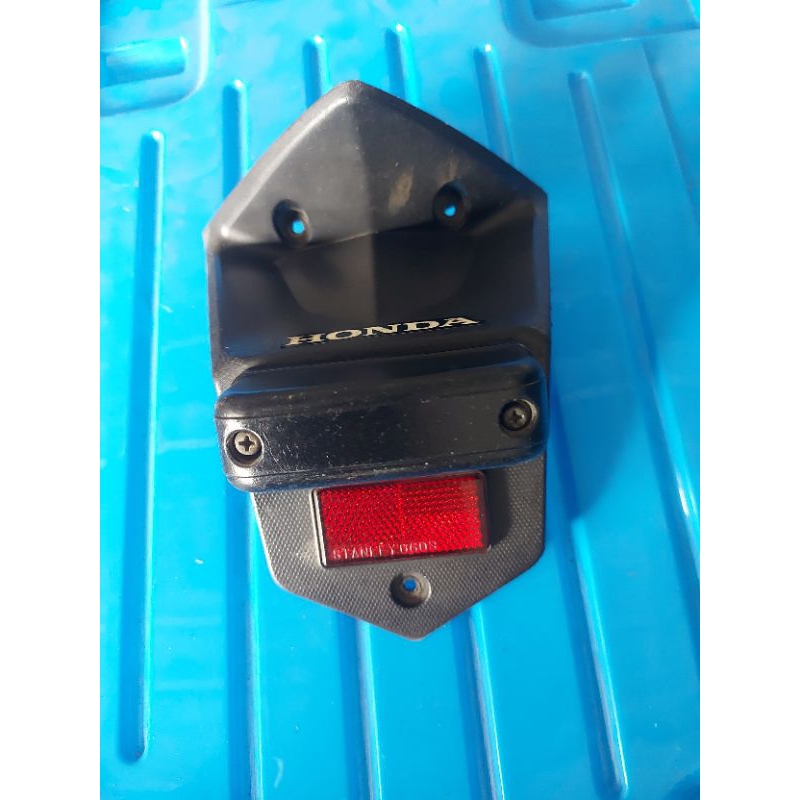 Cover Spakbor Belakang Honda Vario 125 old Lampu Senja ori
