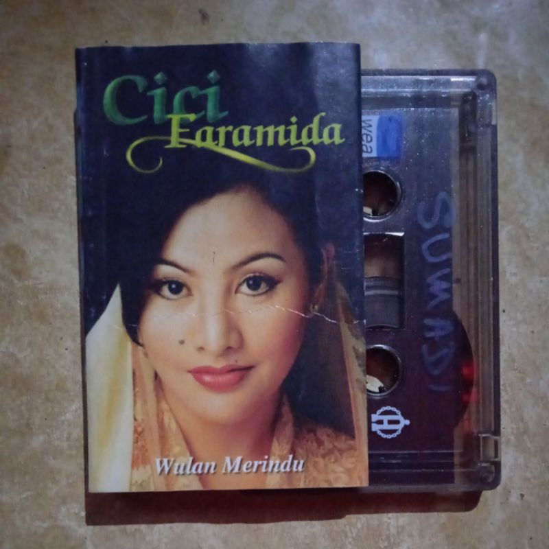 kaset pita Cici Faramida Wulan Merindu